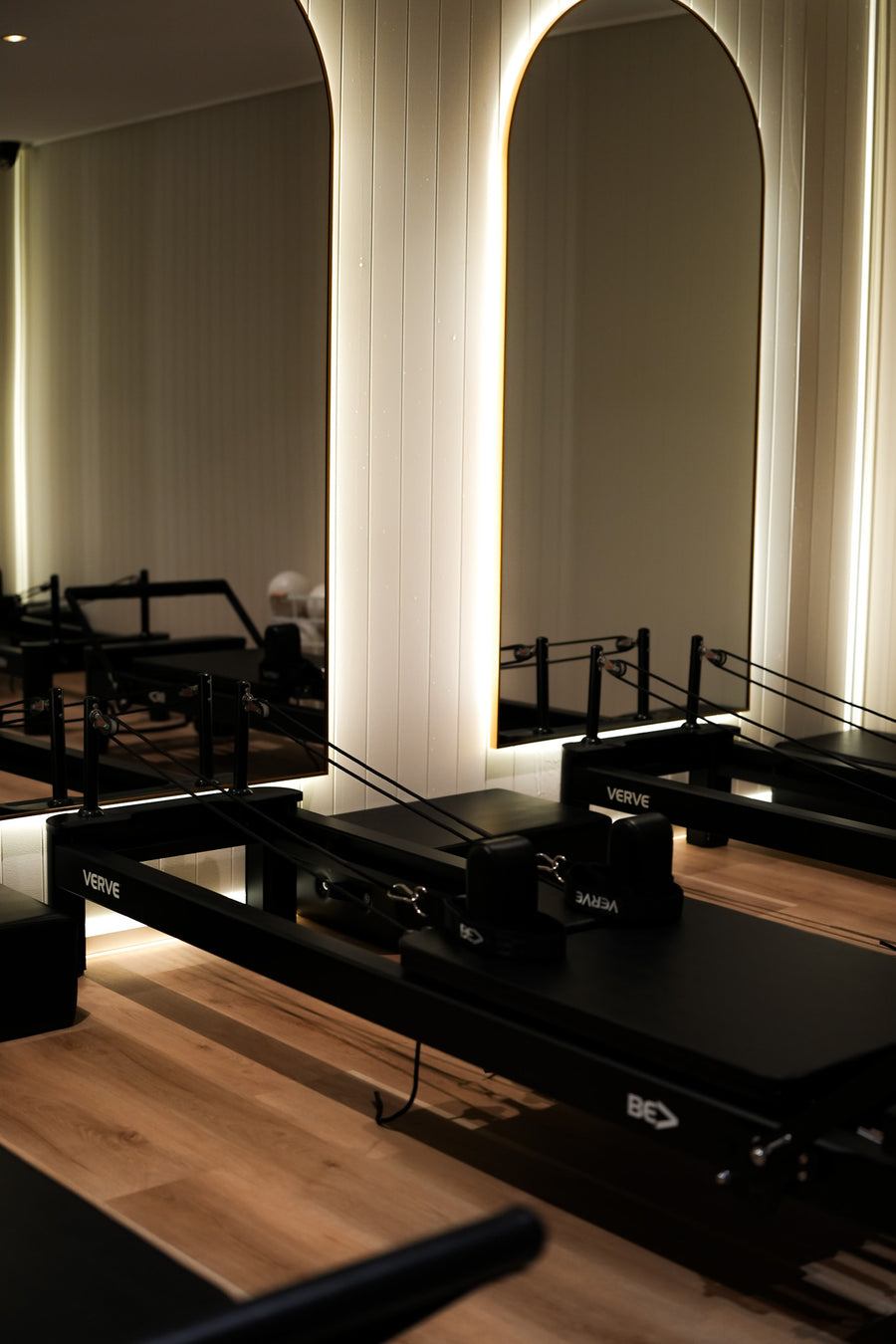 VERVE Flow Pilates Reformer - Black